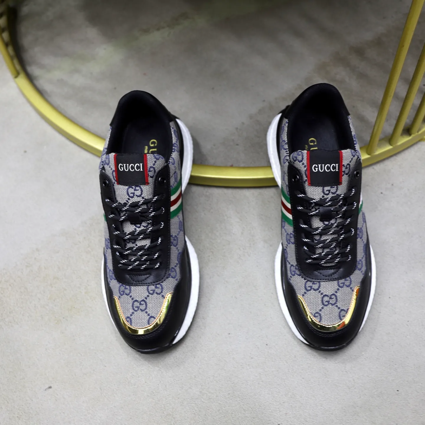 Ex-factory price: 462💰🙅‍♂️🙅‍♂️🙅‍♂️ Brand: GUCCI Standard code: 38-44 (45 customized) Grade: Same as the official website Material: Original material splicing Comfortable and breathable lining Lightweight and wear-resistant sports outsole Style category: Men's fashionable casual shoes Running sneakers Distinguished luxury brand elements Top luxury Color: actual picture color